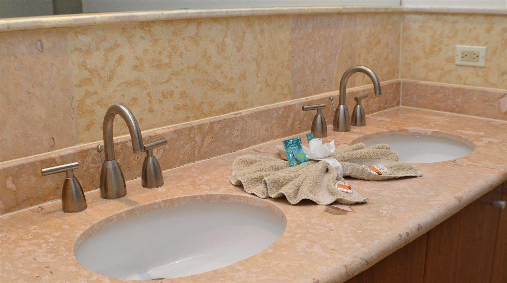 Acqua Residences Jaco Bagian luar foto